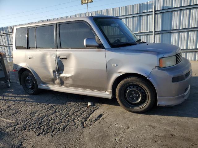 JTLKT324754014791 - 2005 TOYOTA SCION XB GRAY photo 4