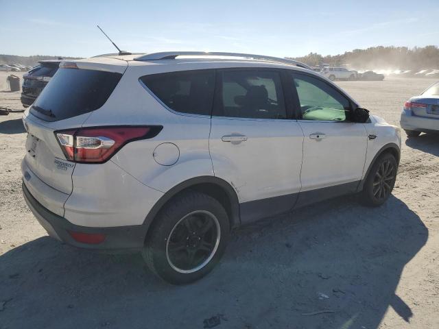 1FMCU0JD5HUE29170 - 2017 FORD ESCAPE TITANIUM თეთრი ფოტო 3