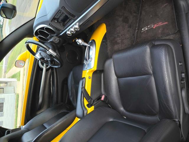 1GCES14P64B107562 - 2004 CHEVROLET SSR 黄色 照片 5