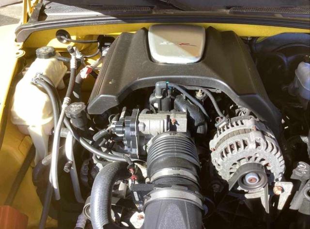 1GCES14P64B107562 - 2004 CHEVROLET SSR 黄色 照片 7