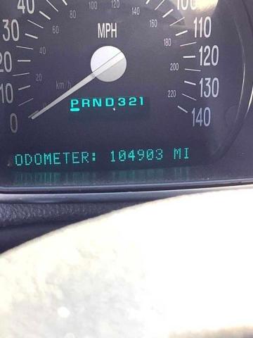 1GCES14P64B107562 - 2004 CHEVROLET SSR 黄色 照片 8