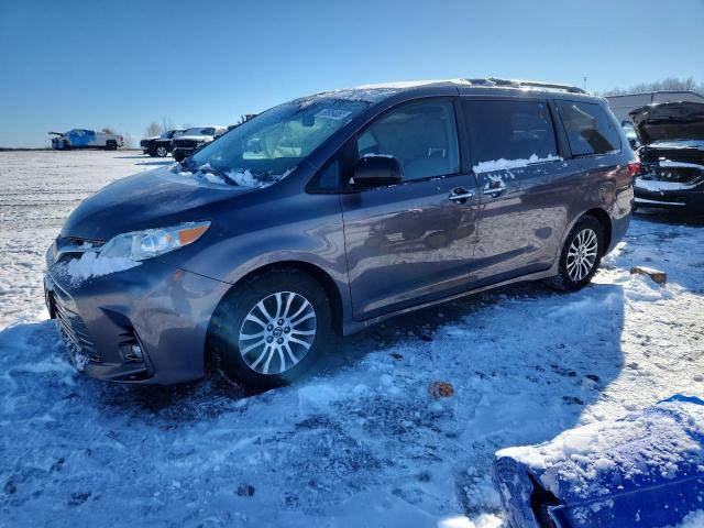 2018 TOYOTA SIENNA XLE, 