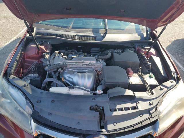 4T1BF1FK7HU704069 - 2017 TOYOTA CAMRY LE RED photo 11