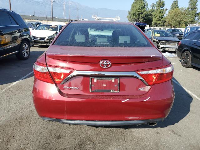 4T1BF1FK7HU704069 - 2017 TOYOTA CAMRY LE RED photo 6