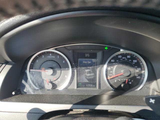 4T1BF1FK7HU704069 - 2017 TOYOTA CAMRY LE RED photo 9