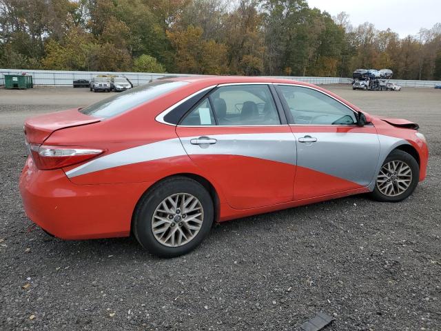 4T1BF1FK2HU267727 - 2017 TOYOTA CAMRY LE SILVER photo 3