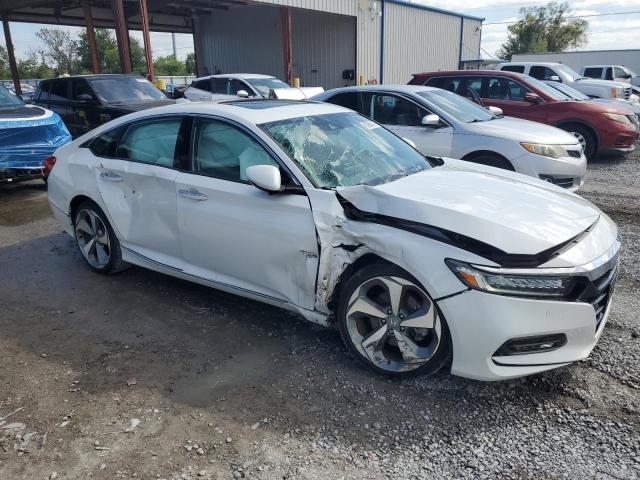 1HGCV2F9XKA034199 - 2019 HONDA ACCORD TOURING Սպիտակ լուսանկար 4