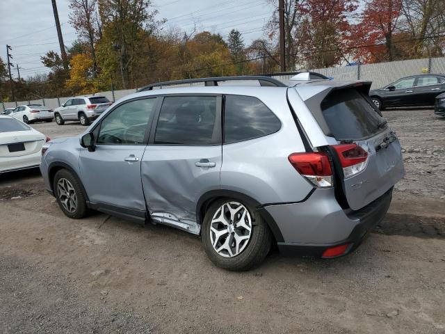 JF2SKAJC8LH585158 - 2020 SUBARU FORESTER PREMIUM SILVER photo 2