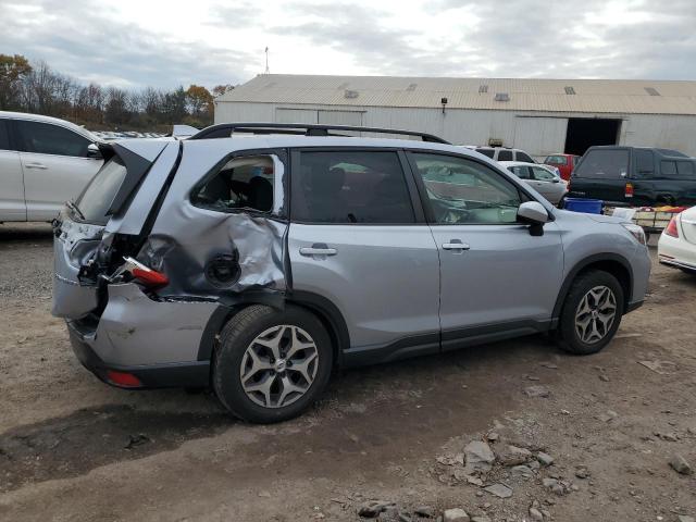 JF2SKAJC8LH585158 - 2020 SUBARU FORESTER PREMIUM SILVER photo 3