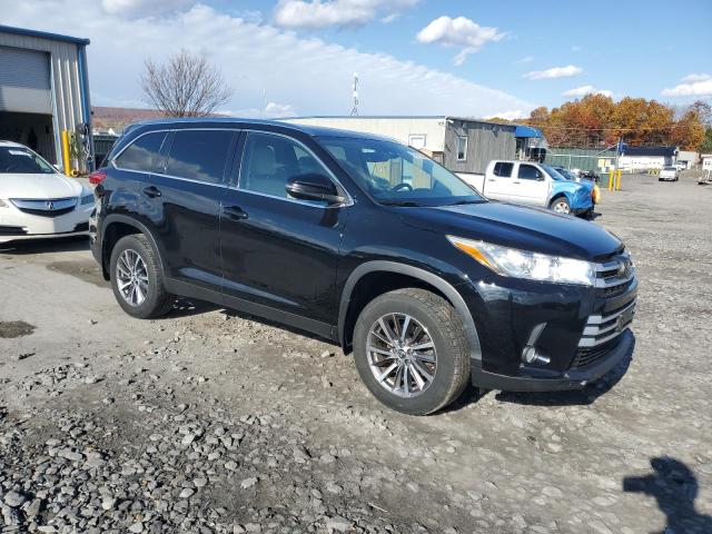 5TDJZRFH9KS589285 - 2019 TOYOTA HIGHLANDER SE 黑色 照片 4