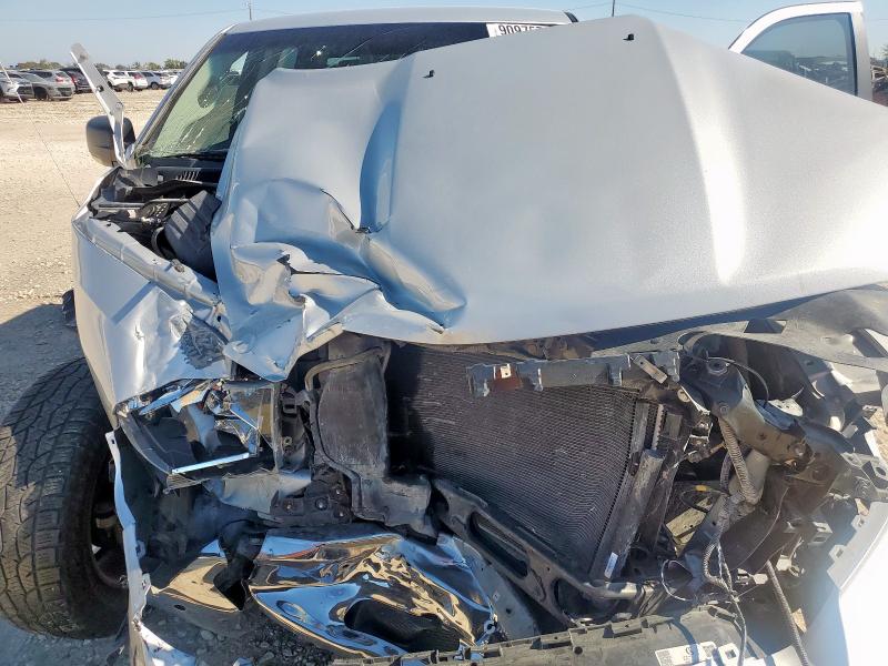 1C6RR7LT5GS395875 - 2016 RAM 1500 SLT SILVER photo 11