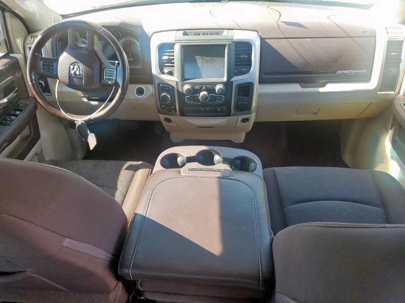 1C6RR7LT5GS395875 - 2016 RAM 1500 SLT SILVER photo 8