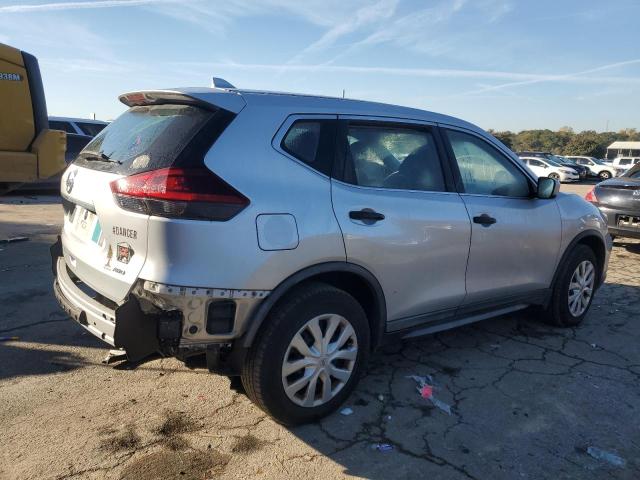 KNMAT2MV1JP569090 - 2018 NISSAN ROGUE S 银色 照片 3