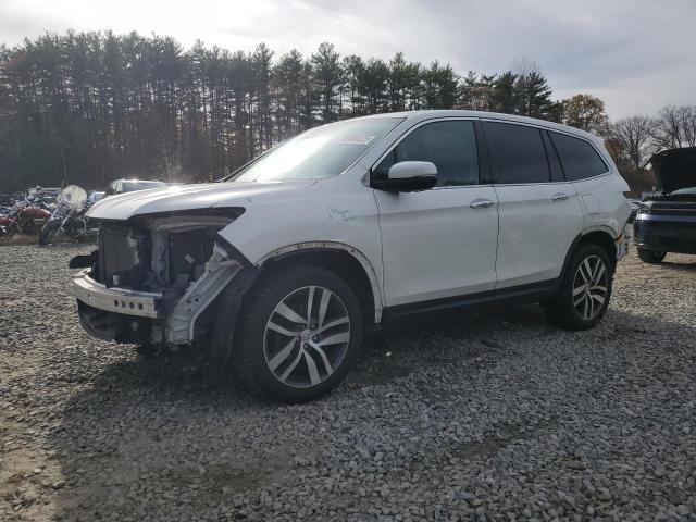 2017 HONDA PILOT TOURING, 