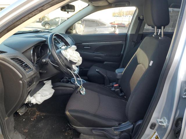 JA4AR3AU8HZ068092 - 2017 MITSUBISHI OUTLANDER ES SILVER photo 7