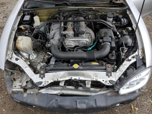 JM1NB353910207668 - 2001 MAZDA MX-5 MIATA BASE SILVER photo 11