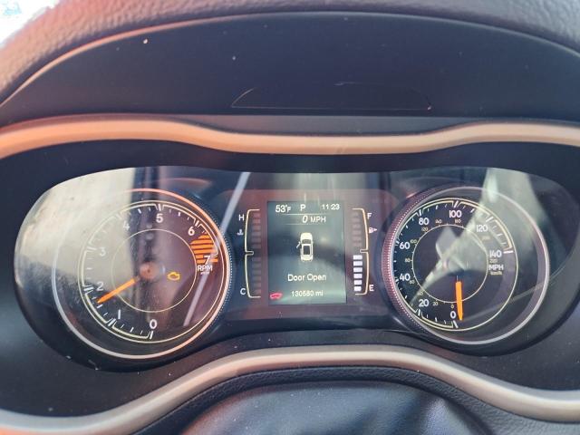 1C4PJLCB9JD540385 - 2018 JEEP CHEROKEE LATITUDE أزرق صورة 9