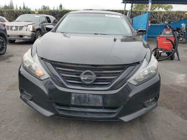 1N4AL3AP3JC204712 - 2018 NISSAN ALTIMA 2.5 أسود صورة 5