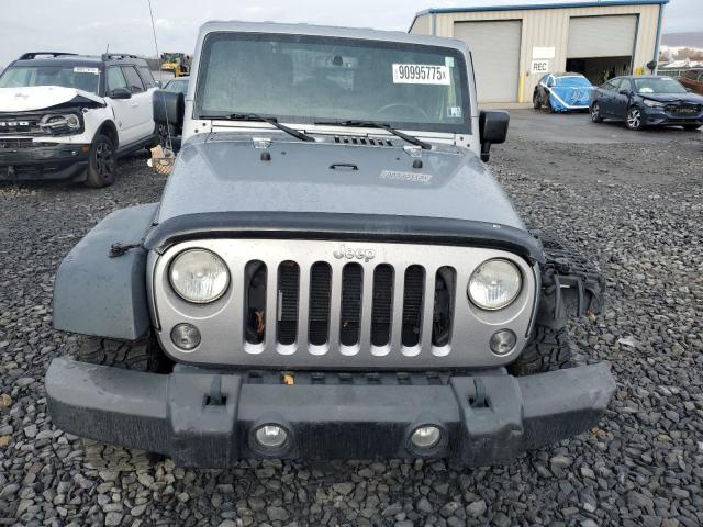 1C4BJWDG6EL105776 - 2014 JEEP WRANGLER U SPORT SILVER photo 5
