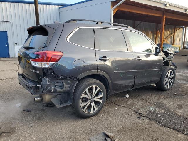 JF2SKASC5KH405325 - 2019 SUBARU FORESTER LIMITED رمادي صورة 3