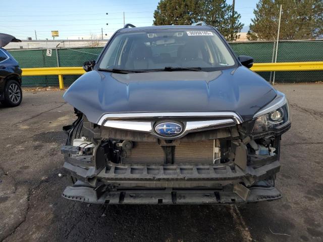 JF2SKASC5KH405325 - 2019 SUBARU FORESTER LIMITED رمادي صورة 5