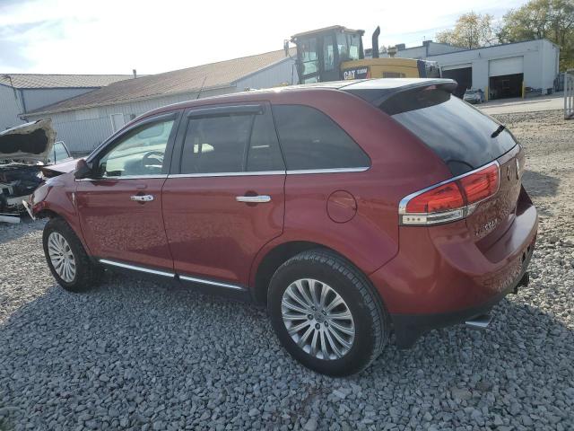 2LMDJ6JK8DBL17112 - 2013 LINCOLN MKX BURGUNDY photo 2