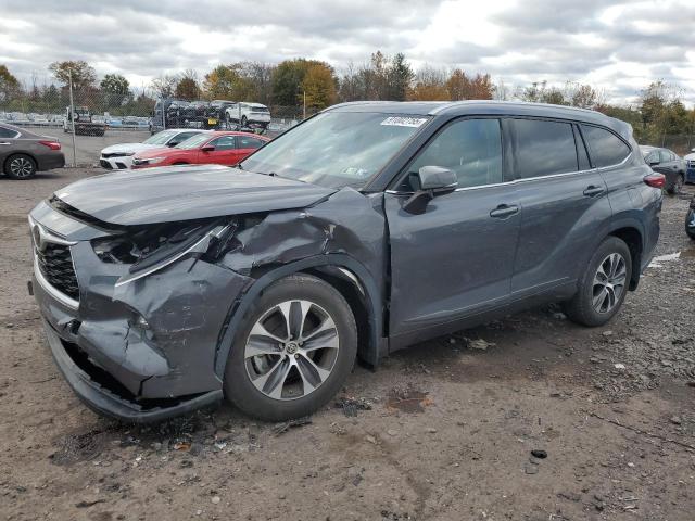 2020 TOYOTA HIGHLANDER XLE, 