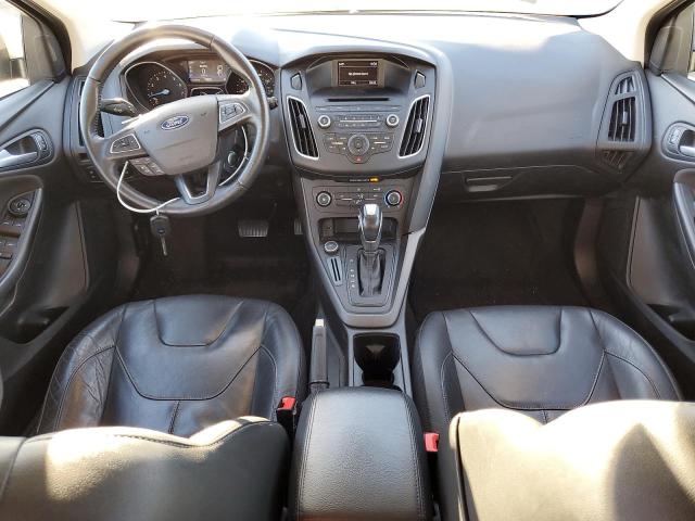 1FADP3K24GL321566 - 2016 FORD FOCUS SE 银色 照片 8