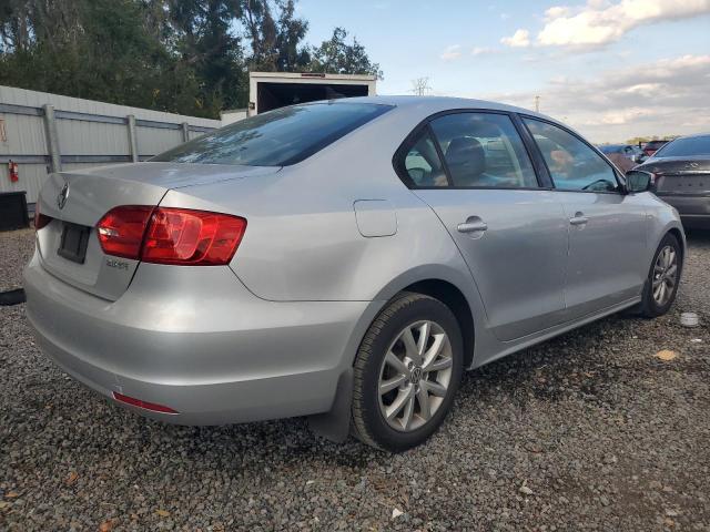 3VWDP7AJ2CM386934 - 2012 VOLKSWAGEN JETTA SE SILVER photo 3
