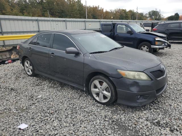 4T1BF3EK8BU197560 - 2011 TOYOTA CAMRY BASE GRAY photo 4