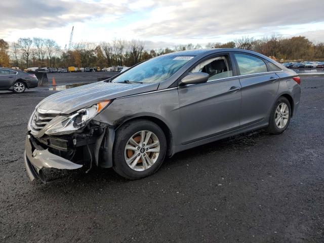 2013 HYUNDAI SONATA GLS, 