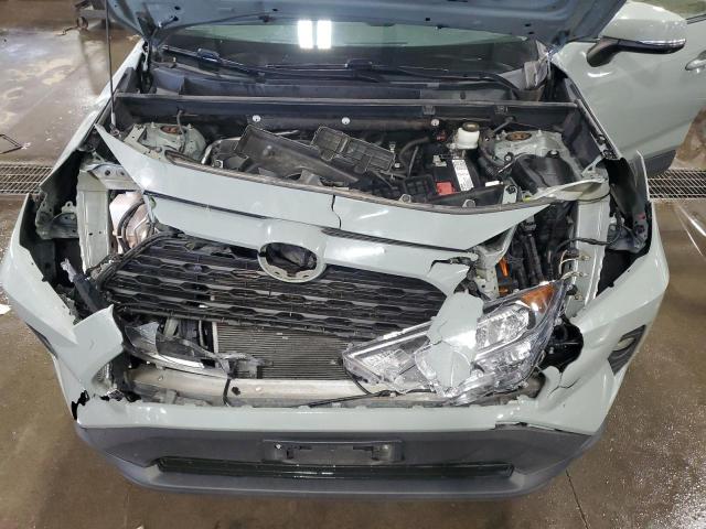 2T3P1RFVXKW060773 - 2019 TOYOTA RAV4 XLE 灰色 照片 12