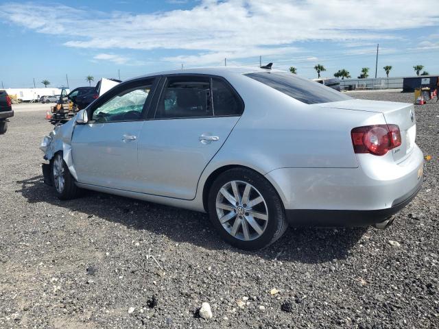 3VWRJ7AJ8AM097481 - 2010 VOLKSWAGEN JETTA WOLFSBURG 银色 照片 2