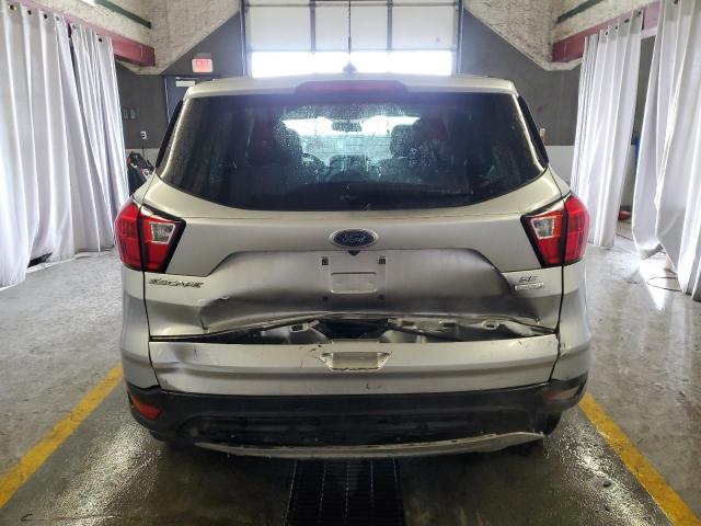 1FMCU0GD7KUC09057 - 2019 FORD ESCAPE SE فضي صورة 6