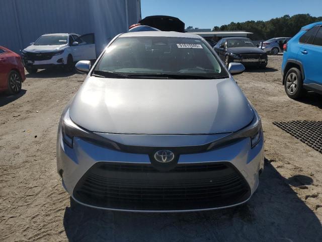JTDBCMFEXR3061622 - 2024 TOYOTA COROLLA LE SILVER photo 5