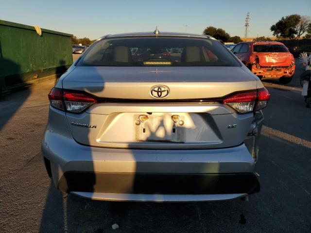 JTDEPRAE9LJ062172 - 2020 TOYOTA COROLLA LE 银色 照片 6