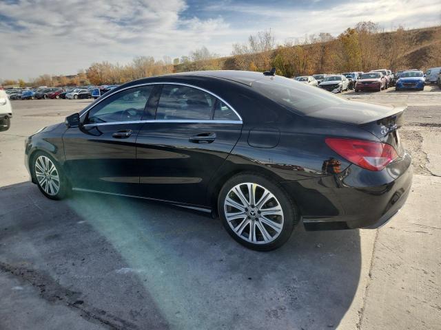 WDDSJ4GB5JN588914 - 2018 MERCEDES-BENZ CLA 250 4MATIC BLACK photo 2