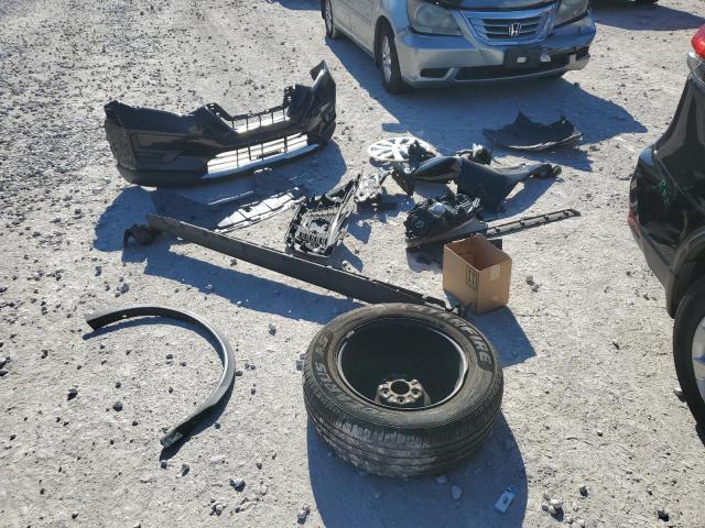 KNMAT2MV1JP573544 - 2018 NISSAN ROGUE S BLACK photo 13