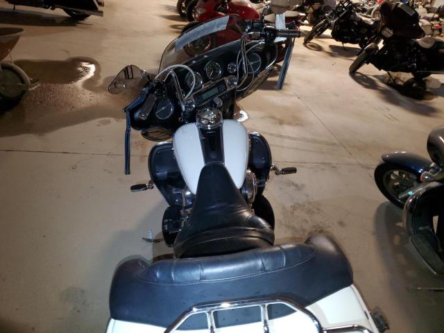 1HD1FCW166Y626567 - 2006 HARLEY-DAVIDSON FLHTCUI თეთრი ფოტო 6