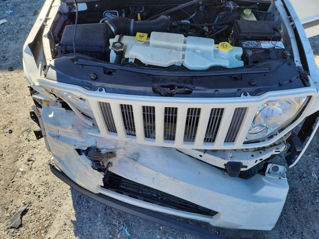 1J4PP2GK0AW171580 - 2010 JEEP LIBERTY SPORT WHITE photo 12