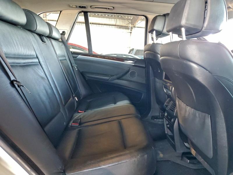 5UXFE43539L269971 - 2009 BMW X5 XDRIVE30I WHITE photo 11