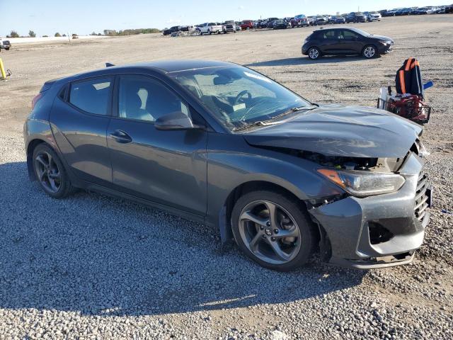 KMHTG6AF5KU008858 - 2019 HYUNDAI VELOSTER BASE GRAY photo 4