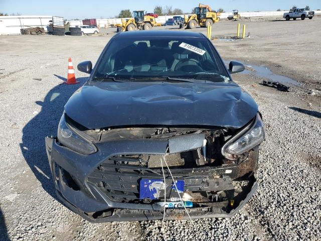 KMHTG6AF5KU008858 - 2019 HYUNDAI VELOSTER BASE GRAY photo 5
