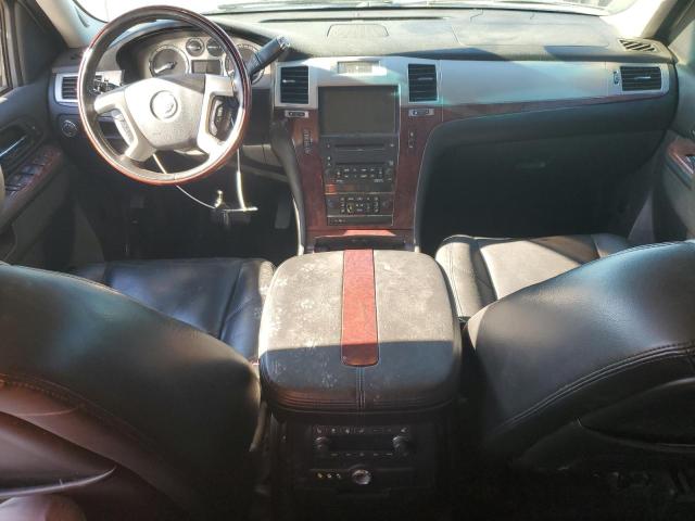 1GYUCHEF0AR244369 - 2010 CADILLAC ESCALADE ESV LUXURY Biały zdjęcie 8