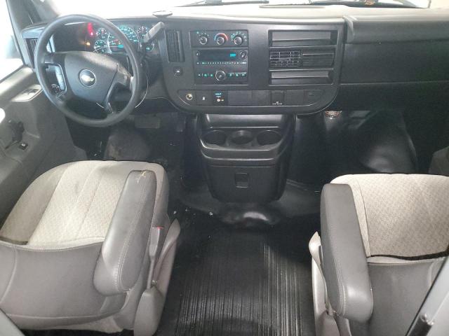 1GCWGAFF9G1121492 - 2016 CHEVROLET EXPRESS G2 WHITE photo 8