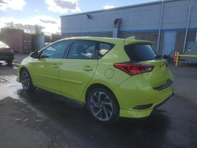 JTNKARJE8GJ516014 - 2016 TOYOTA SCION IM GREEN photo 2
