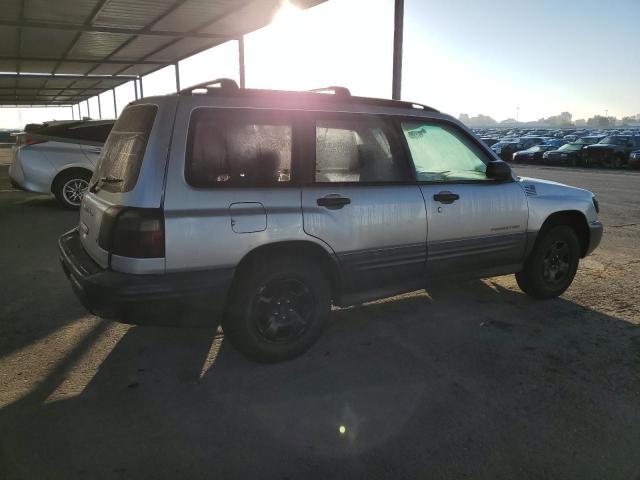 JF1SF63502H737369 - 2002 SUBARU FORESTER L SILVER photo 3