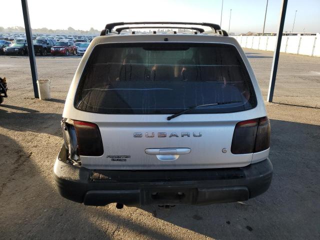 JF1SF63502H737369 - 2002 SUBARU FORESTER L SILVER photo 6