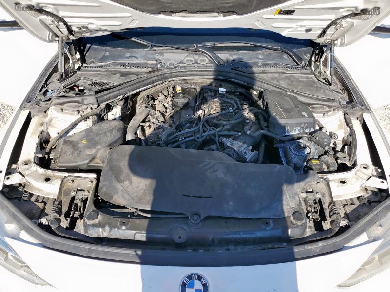 WBA8D9G58JNU67682 - 2018 BMW 330 XI WHITE photo 11