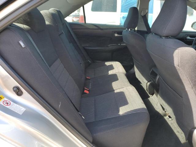 4T4BF1FK5GR555763 - 2016 TOYOTA CAMRY LE SILVER photo 10